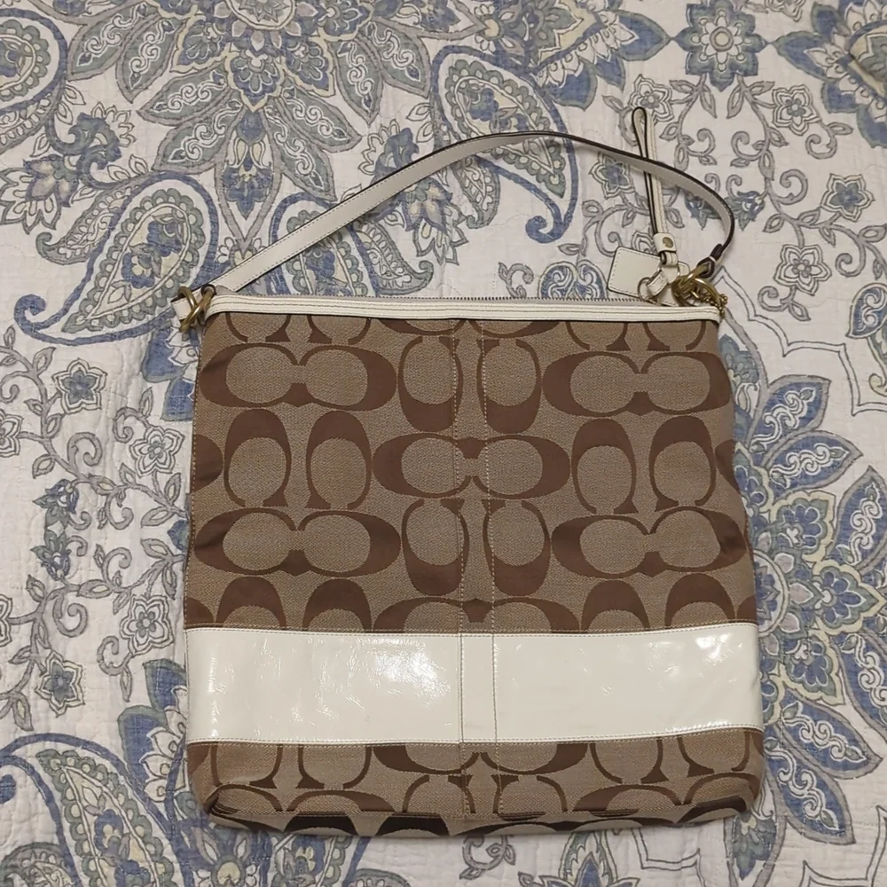 Authentic Coach Purse - Picture 2 of 6